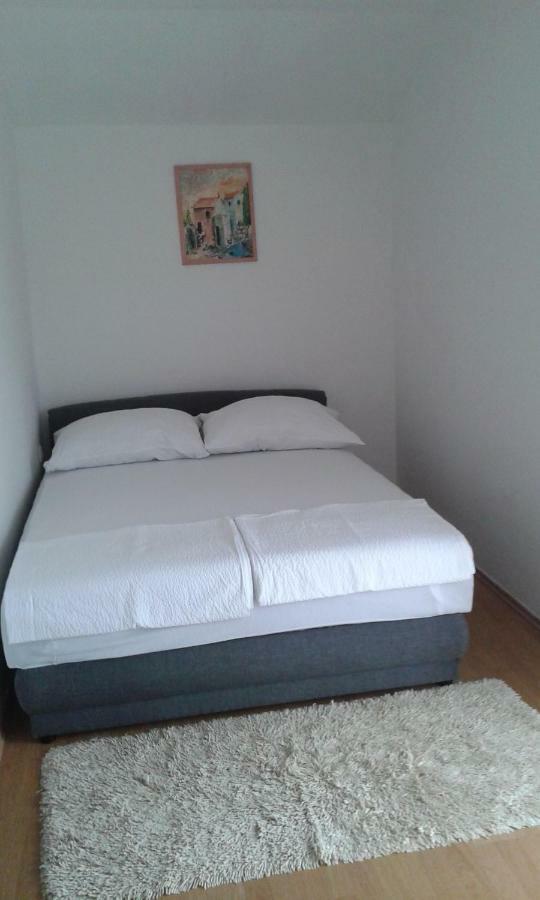 Apartments Zora Rogoznica  Habitación foto